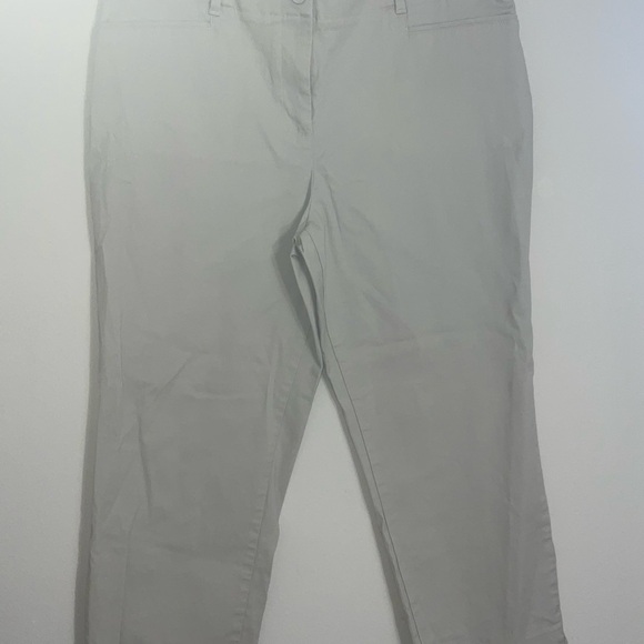 Talbots Petites Women's Cotton Stretch Jeans Cropped Size 12P Light Khaki/Beige - Picture 2 of 7